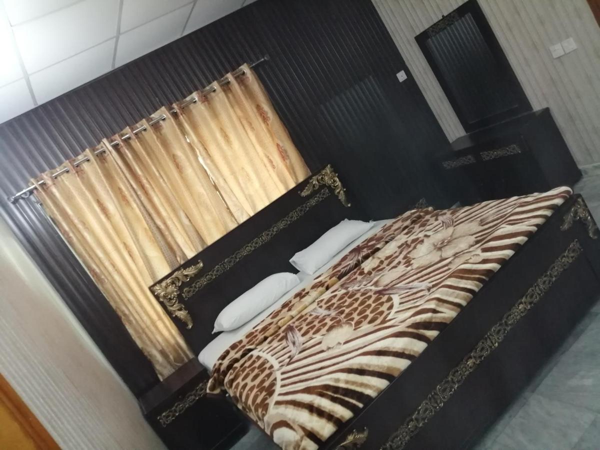 Star Hotel Lahore Room photo
